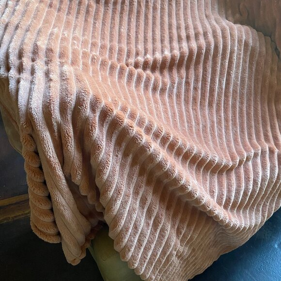 Pair Room Essentials Channeled Plush Terracotta Throw Blanket 50"x60" Midweight - Picture 2 of 5
